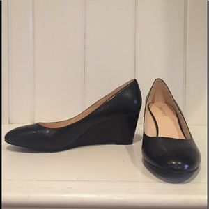 Nine West leather wedge